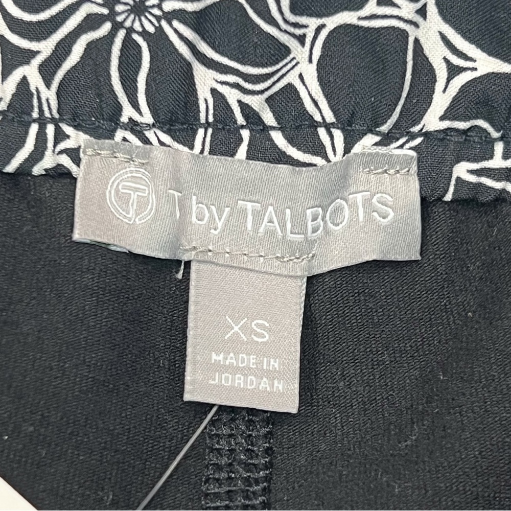 T by Talbots Black and White Floral Athletic casual A Line Skort Sz XS - Picture 7 of 9